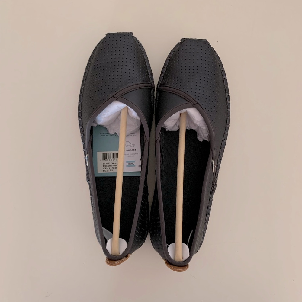 Toms Petra Forged Iron Matte Iridescent Synthetic
